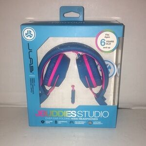 JLAB JBUDDIES STUDIO OVER EAR COMFORT CORDED ADJUSTABLE FOLDING HEADPHONES